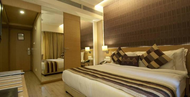 Salida Del Sol Hotel Panaji Luaran gambar