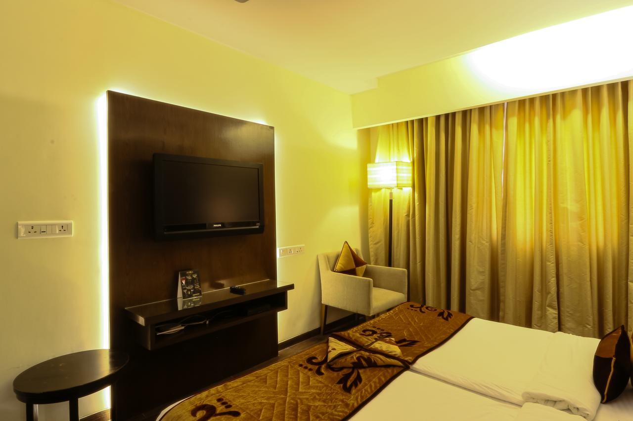 Salida Del Sol Hotel Panaji Luaran gambar