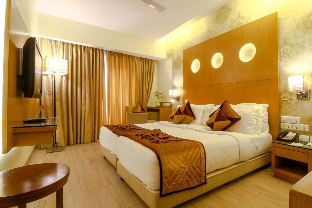 Salida Del Sol Hotel Panaji Luaran gambar