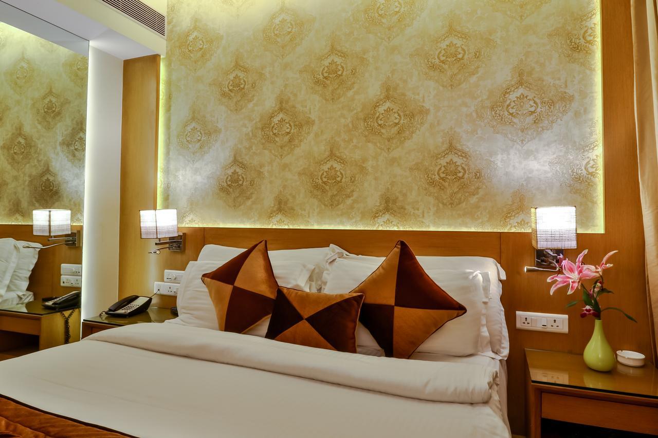Salida Del Sol Hotel Panaji Luaran gambar