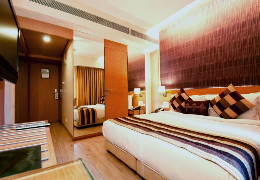 Salida Del Sol Hotel Panaji Luaran gambar